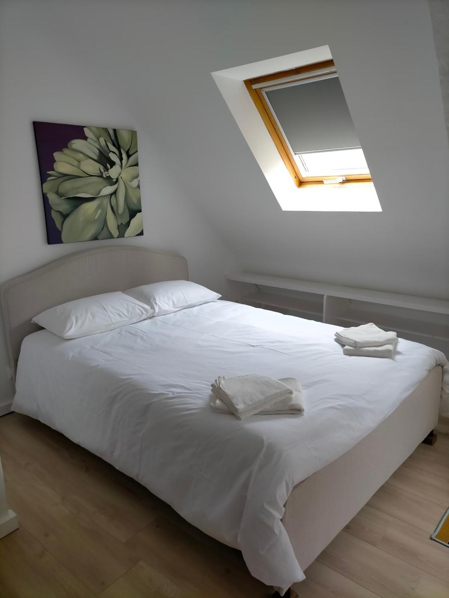 Le 1 St Yves Studios Treguier Bagian luar foto